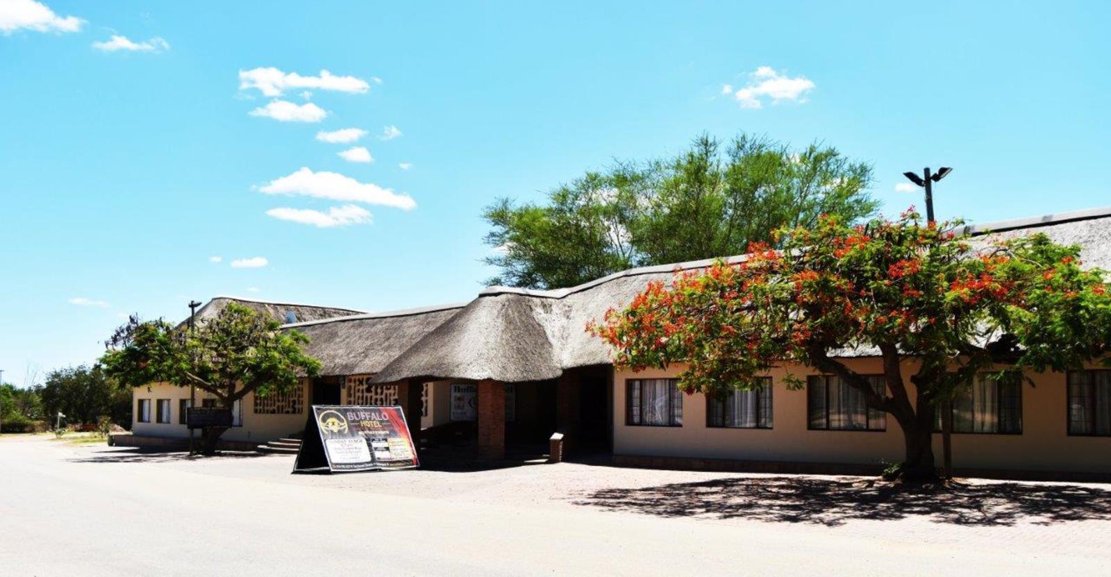 Buffalo Hotel Hectorspruit Bagian luar foto